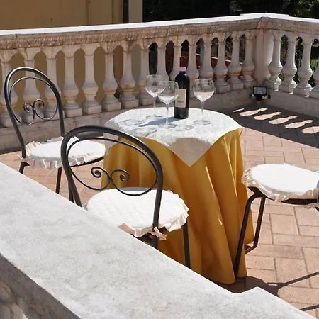 Il Mattino Ha L'oro In Bocca Oda ve Kahvaltı