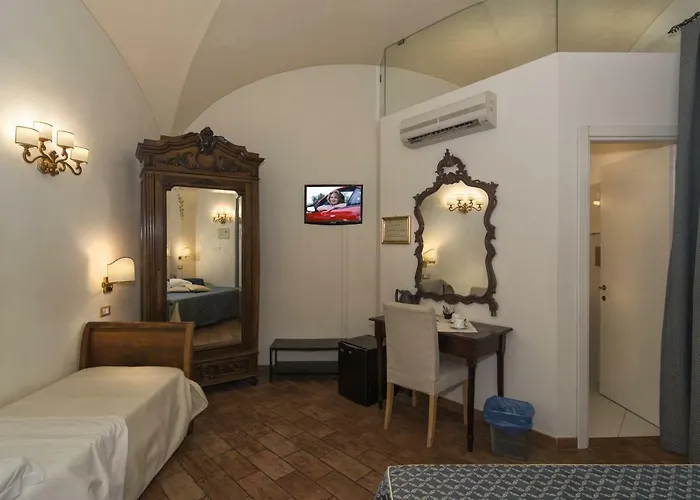 Il Mattino Ha L'oro In Bocca 3*