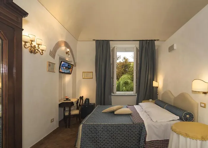 Il Mattino Ha L'oro In Bocca 3*