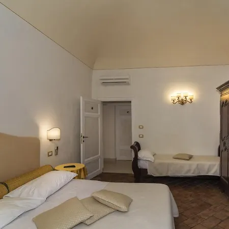 Il Mattino Ha L'oro In Bocca Panzió