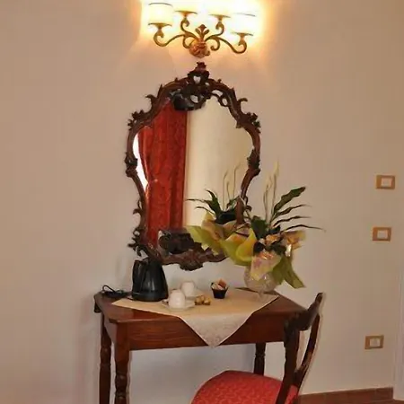 イル マッティーノ ハ ローロ ボッカ 3* ピサ